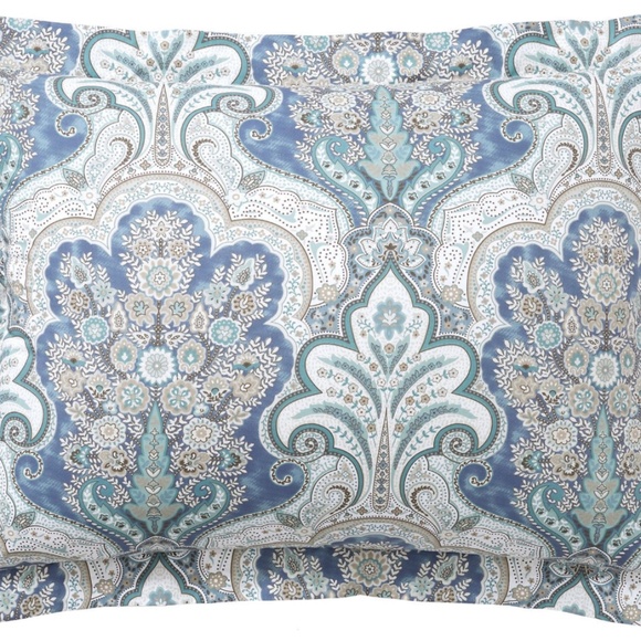 Pottery Barn Jordana Paisley Percale Duvet Cover and Shams - Picture 2 of 5